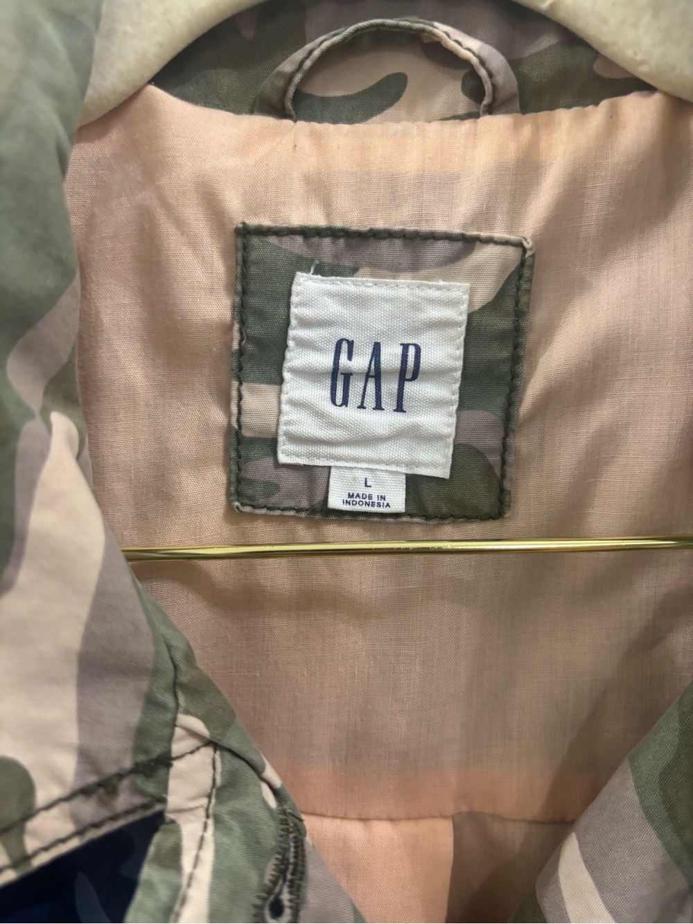 GAP Women's Patchwork Camouflage Utility Jacket - Green & Blue Camo - Picture 3 of 5